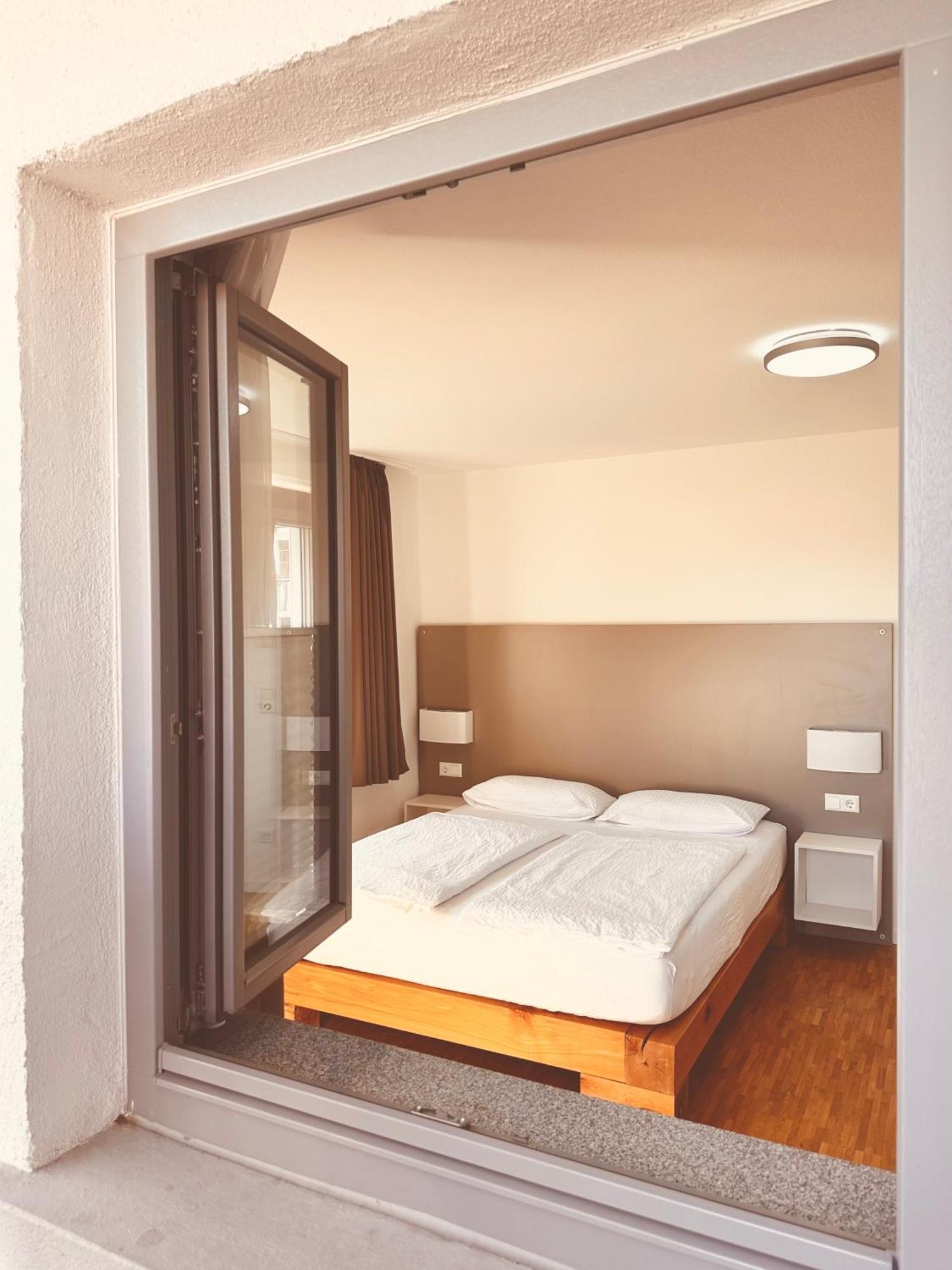 Stadthaus Neckarsulm Serviced Apartments - Stadthaus Schrade 객실 사진
